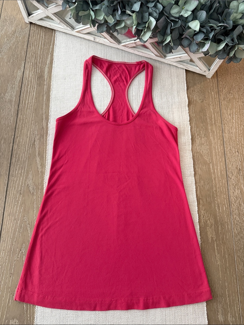Lululemon Women’s Racerback Tank Top Pink Size 8
